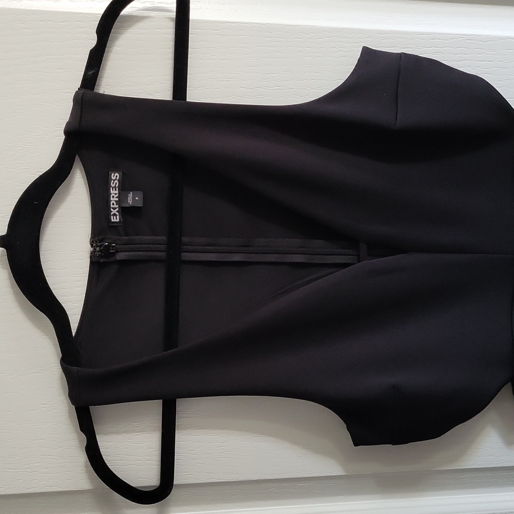 Express Black mini dress, size 6 - Picture 3 of 5